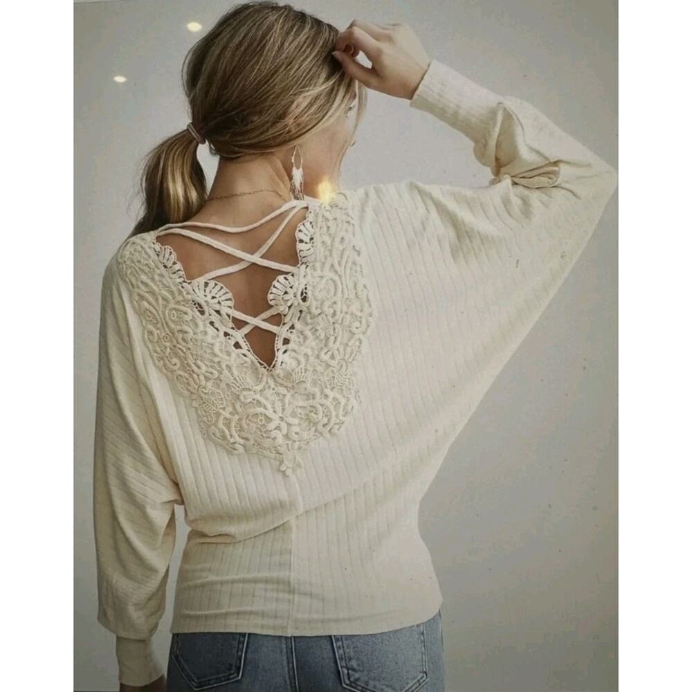 Buckle XXL Cream Daytrip Balloon Long Sleeve Embroidered Back Design Sweater Top